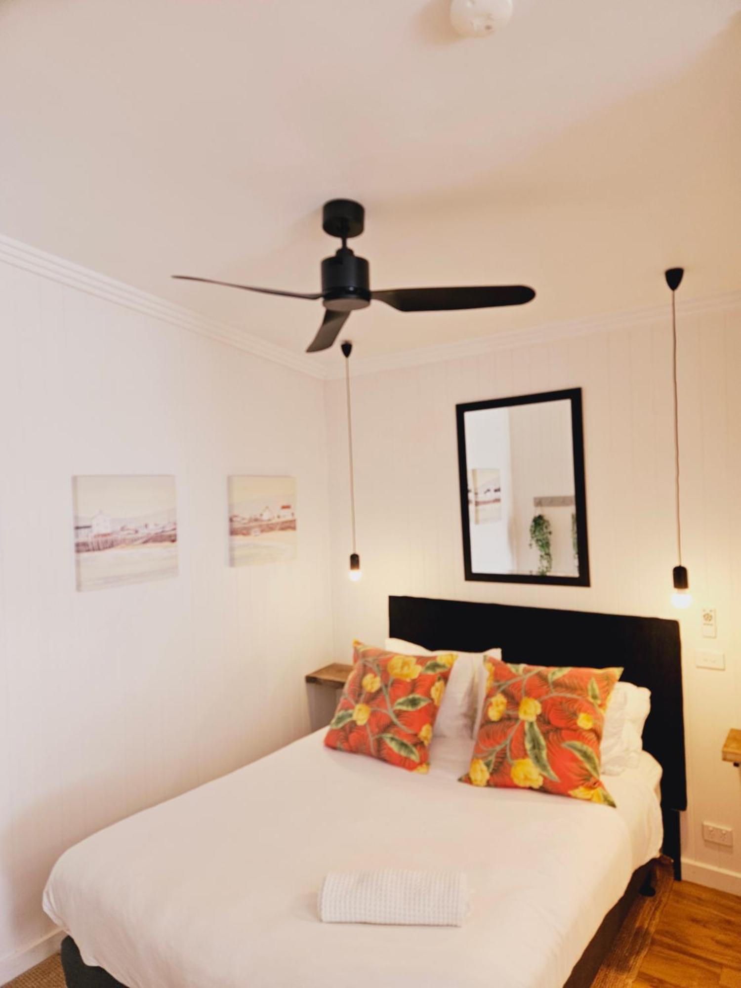 By The Seaside Hotel มอร์นิงตัน ภายนอก รูปภาพ